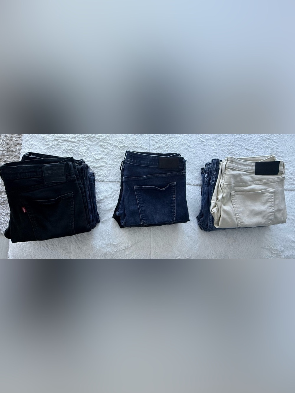 12 Pair - Like New Express & Levis Men’s Slim/Straight Jeans Denim/Black/Tan